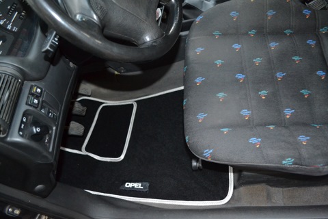 opel astra voditelskiy kover virtus