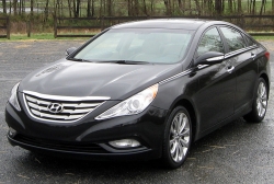 hyundai-sonata-c-2011