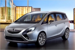 zafira-c-2012